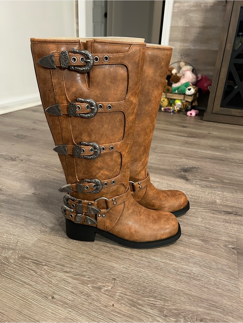 LeunDen Western-Style Tall Buckle Boots in Cognac